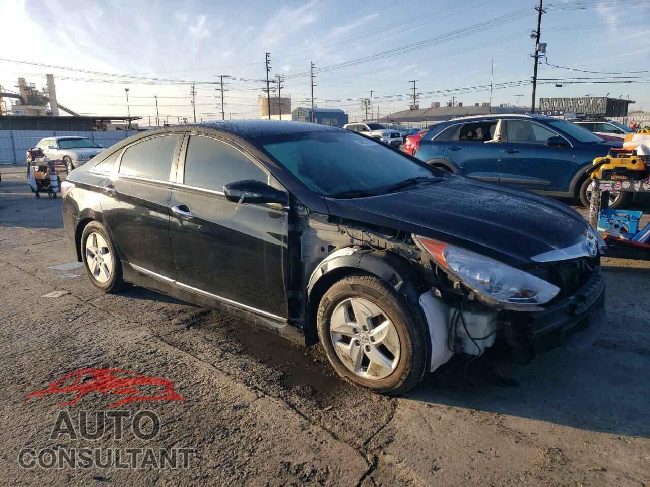 HYUNDAI SONATA 2012 - KMHEC4A41CA029636