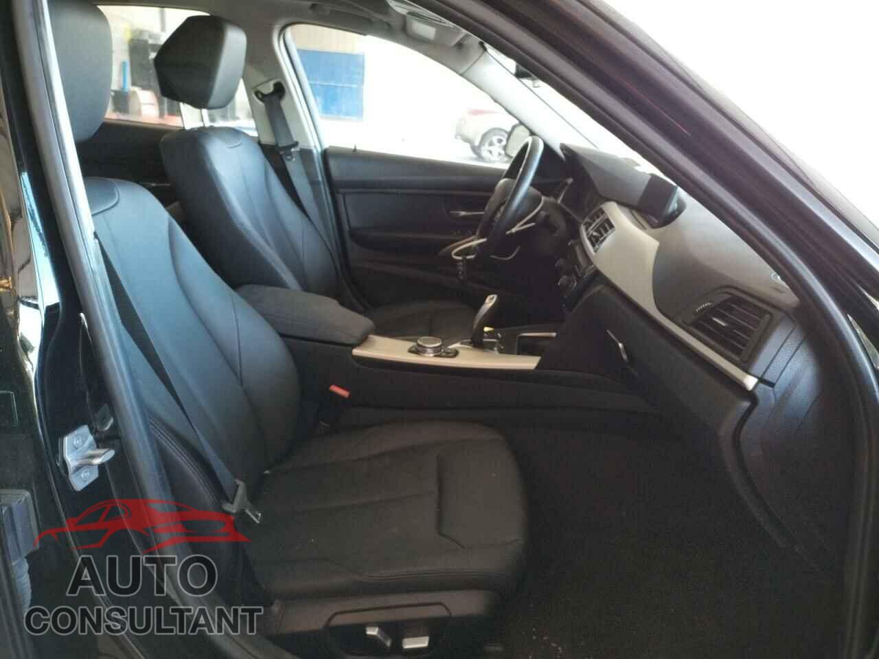 BMW 3 SERIES 2016 - WBA8E5G59GNU20210