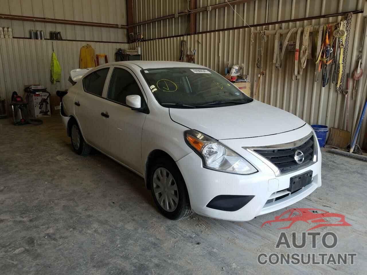 NISSAN VERSA 2018 - 3N1CN7AP5JL843766