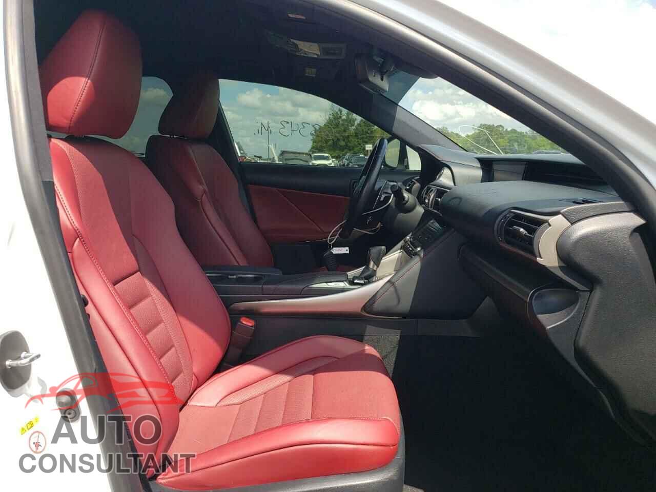 LEXUS IS 2017 - JTHCM1D29H5017198