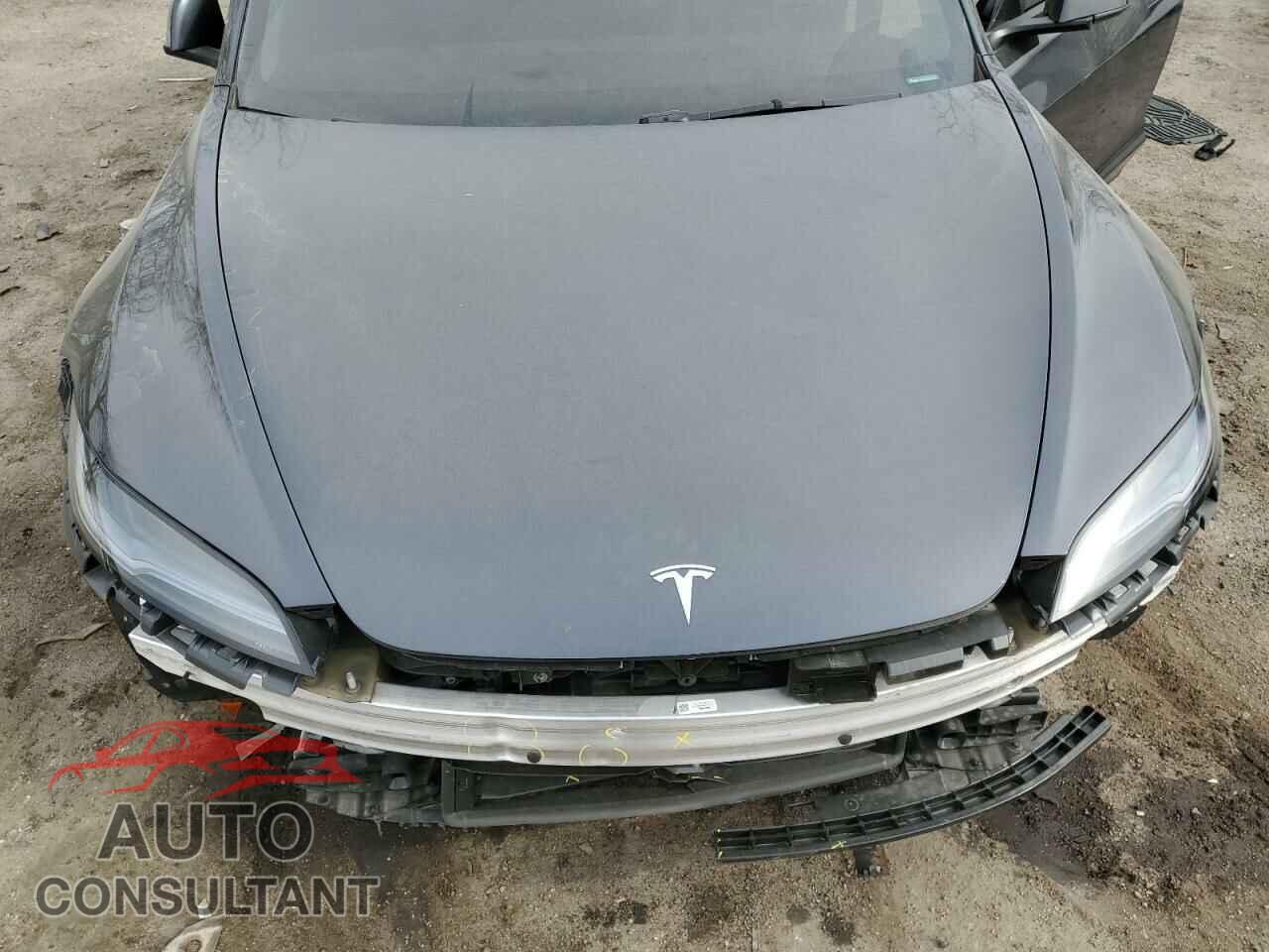 TESLA MODEL 3 2024 - 5YJ3E1EA2RF741934