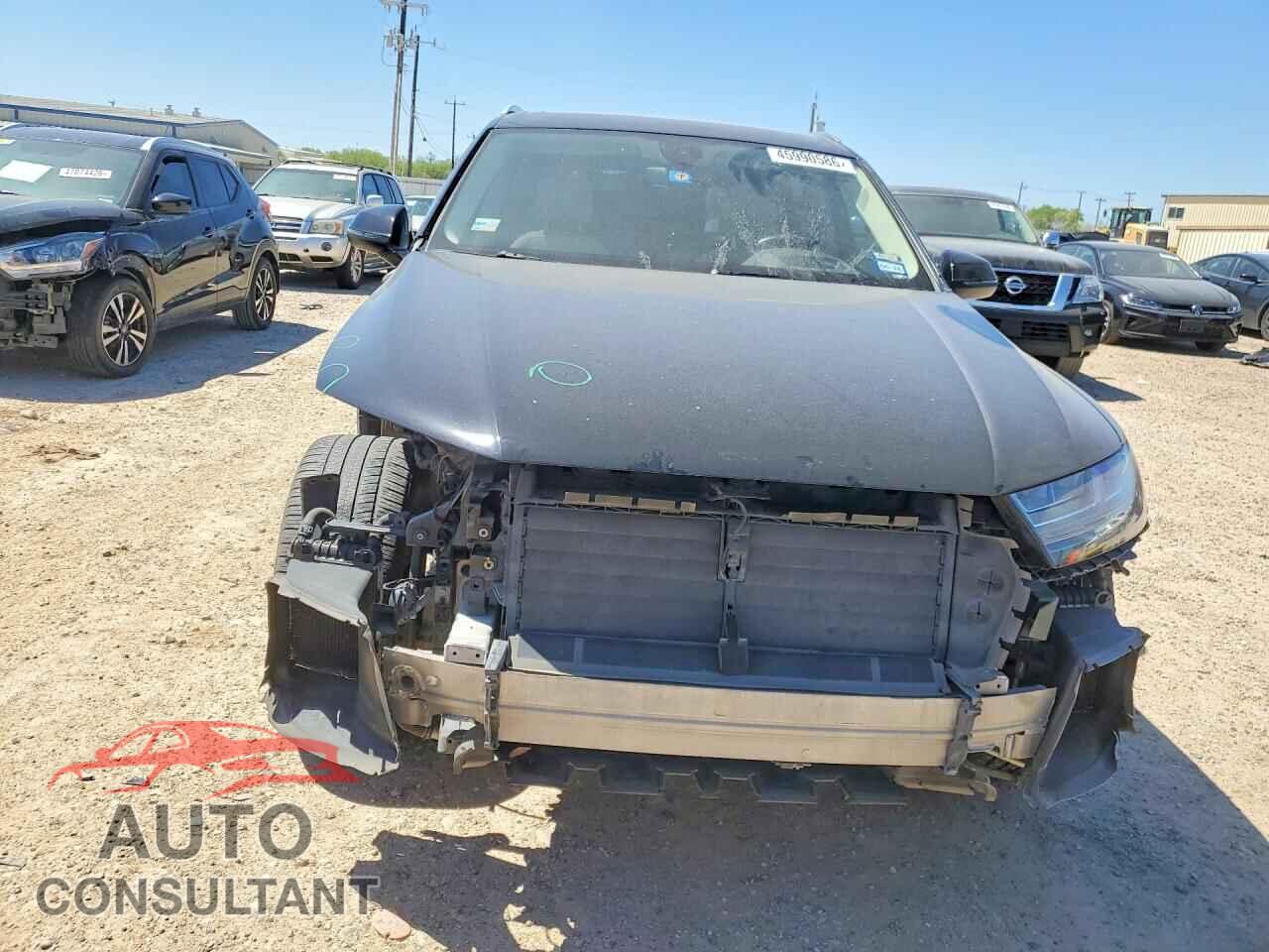 AUDI Q7 2018 - WA1VAAF72JD054644