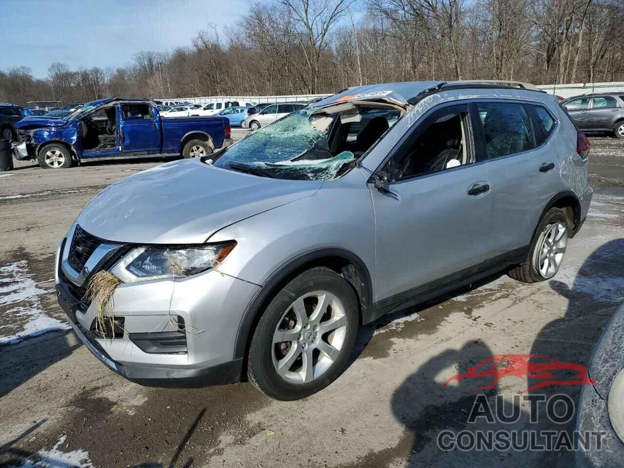 NISSAN ROGUE 2018 - 5N1AT2MV6JC750933