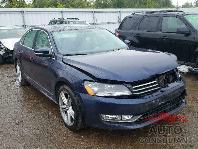 VOLKSWAGEN PASSAT 2015 - 1VWBT7A31FC092564