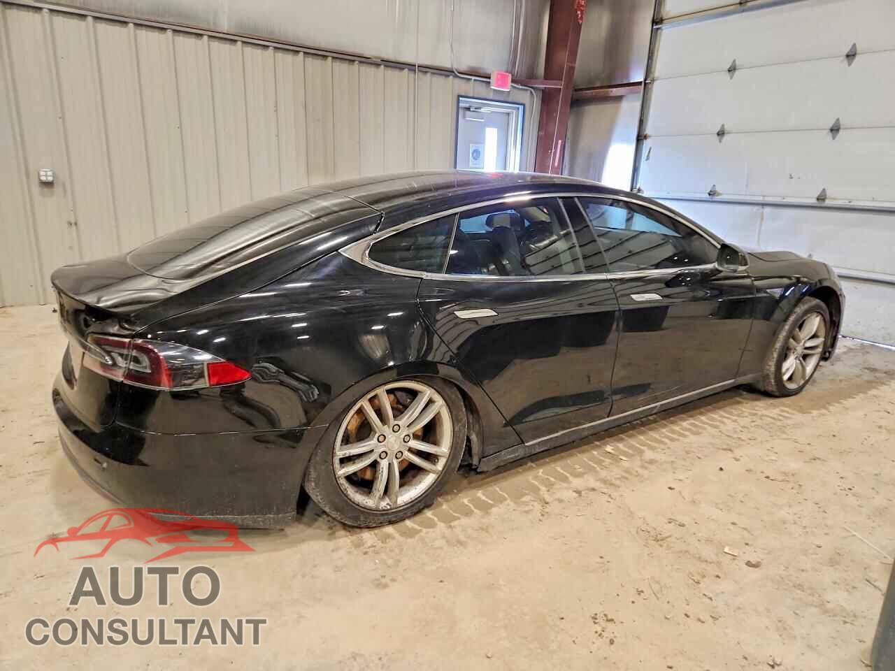 TESLA MODEL S 2013 - 5YJSA1AC3DFP11171