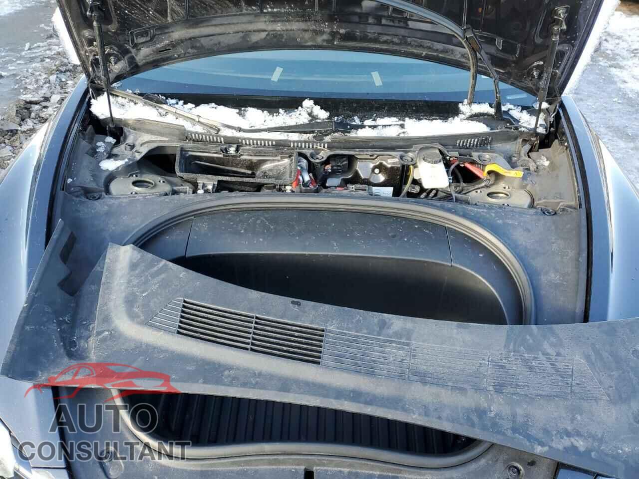 TESLA MODEL 3 2024 - 5YJ3E1EB8RF792766