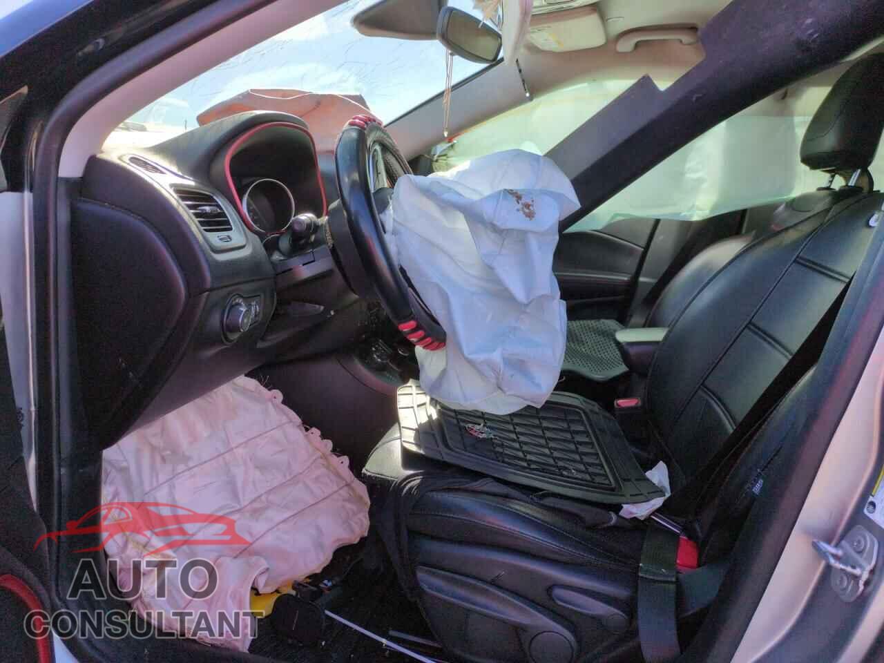 JEEP COMPASS 2020 - 3C4NJDDB8LT184679