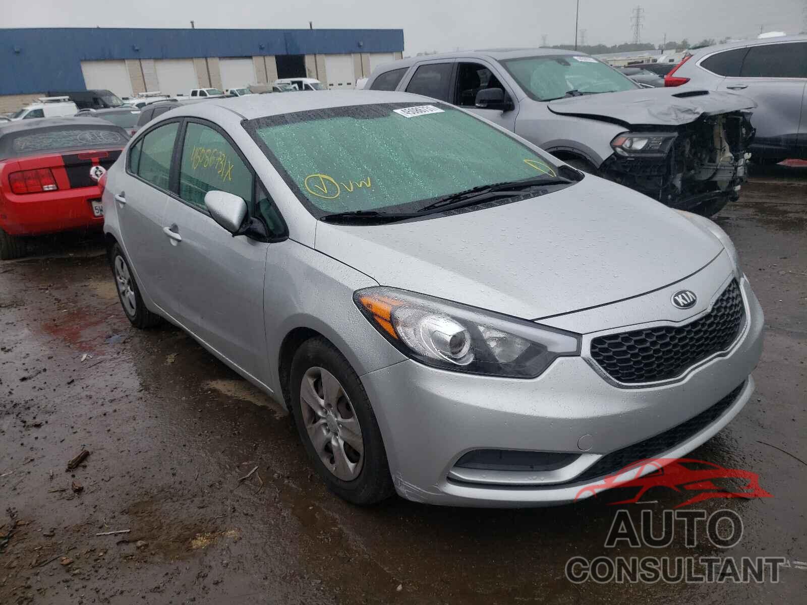 KIA FORTE 2016 - KNAFK4A61G5524976