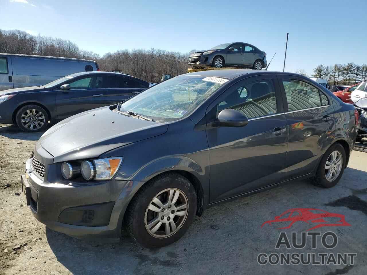 CHEVROLET SONIC 2013 - 1G1JC5SB7D4186666