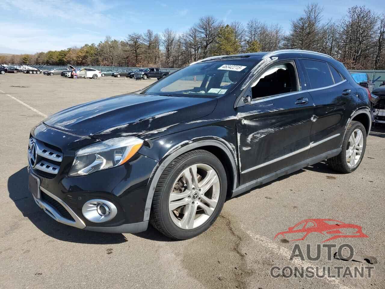 MERCEDES-BENZ GLA-CLASS 2019 - WDCTG4GB5KU017177