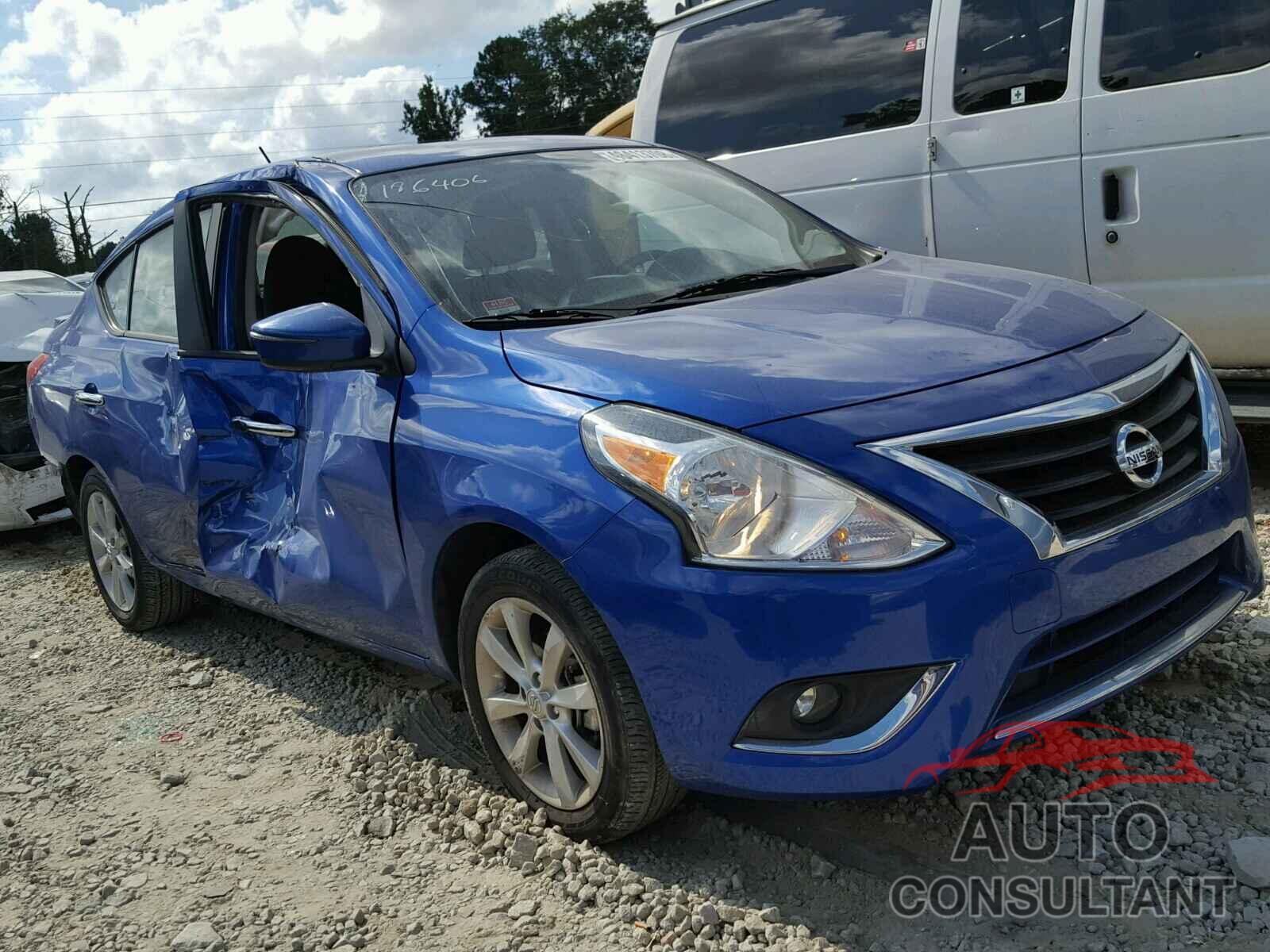 NISSAN VERSA 2017 - 3N1CN7AP8HL846638