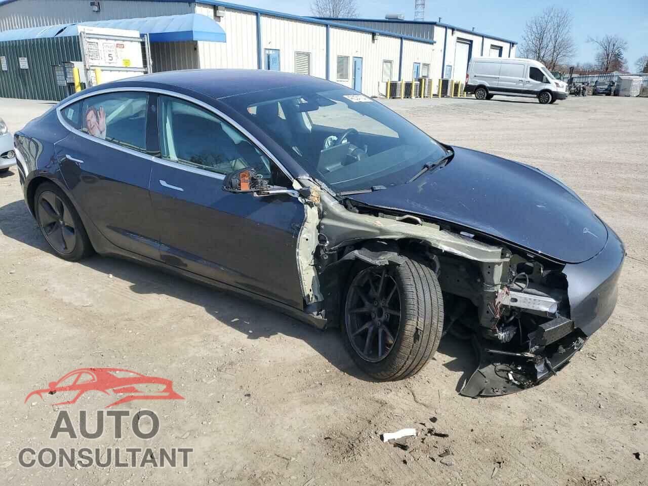 TESLA MODEL 3 2018 - 5YJ3E1EA7JF021727
