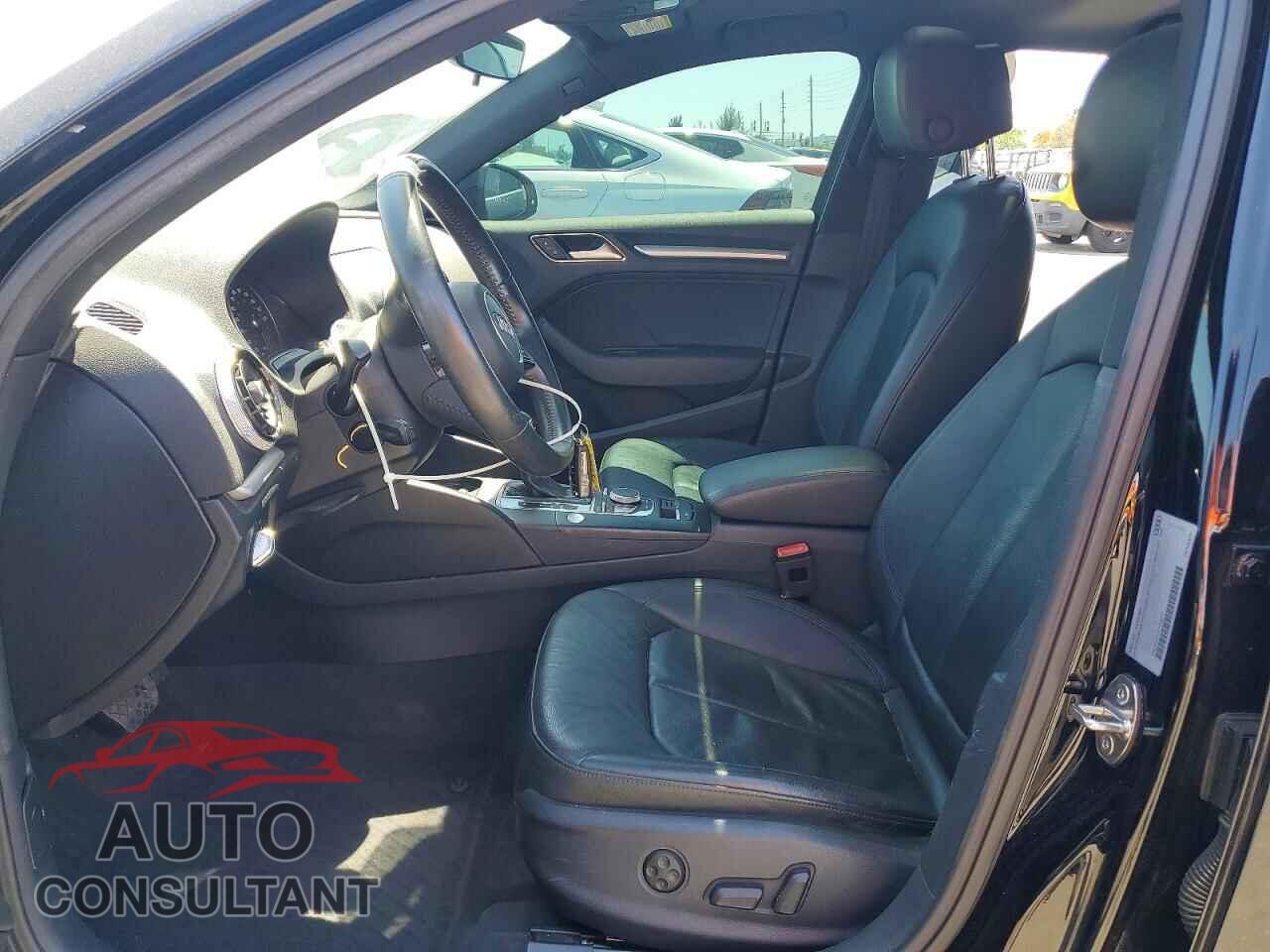 AUDI A3 2019 - WAUAUGFF8K1025817