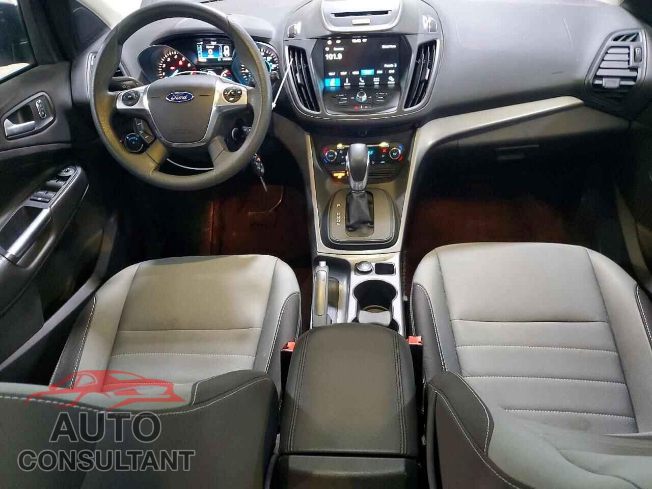 FORD ESCAPE 2016 - 1FMCU9G97GUA82253
