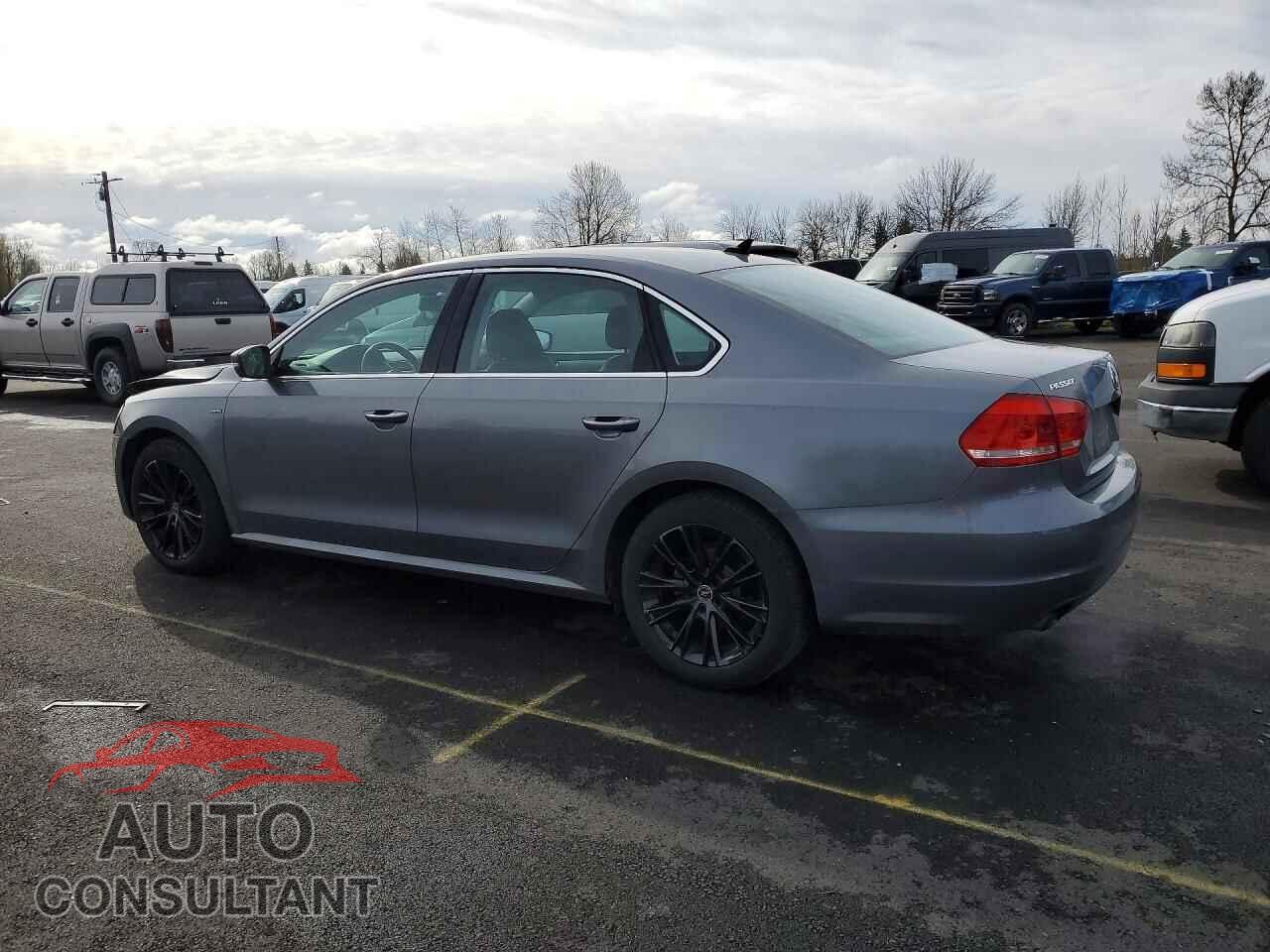 VOLKSWAGEN PASSAT 2015 - 1VWAT7A34FC105285