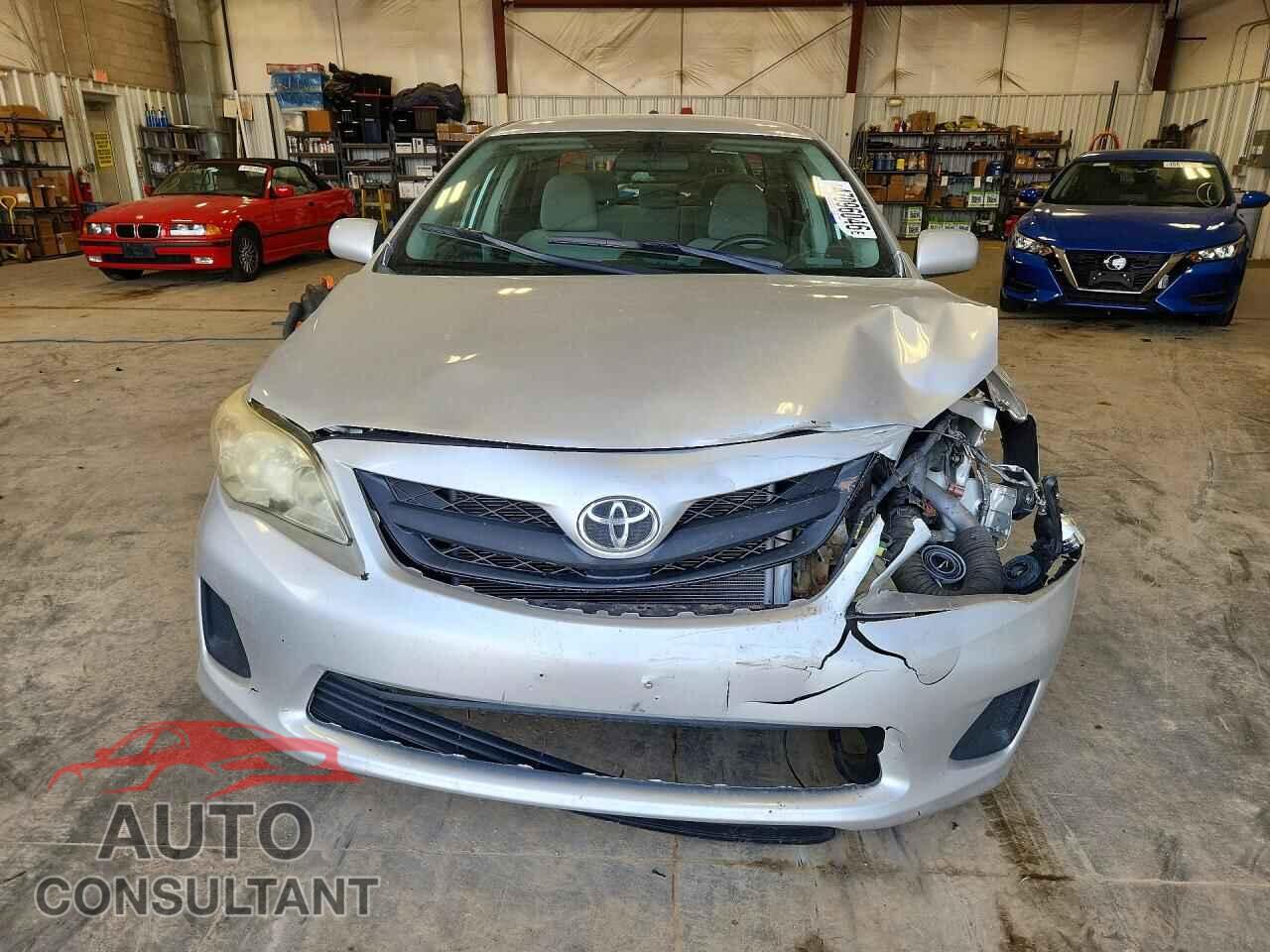 TOYOTA COROLLA 2013 - 5YFBU4EEXDP123230