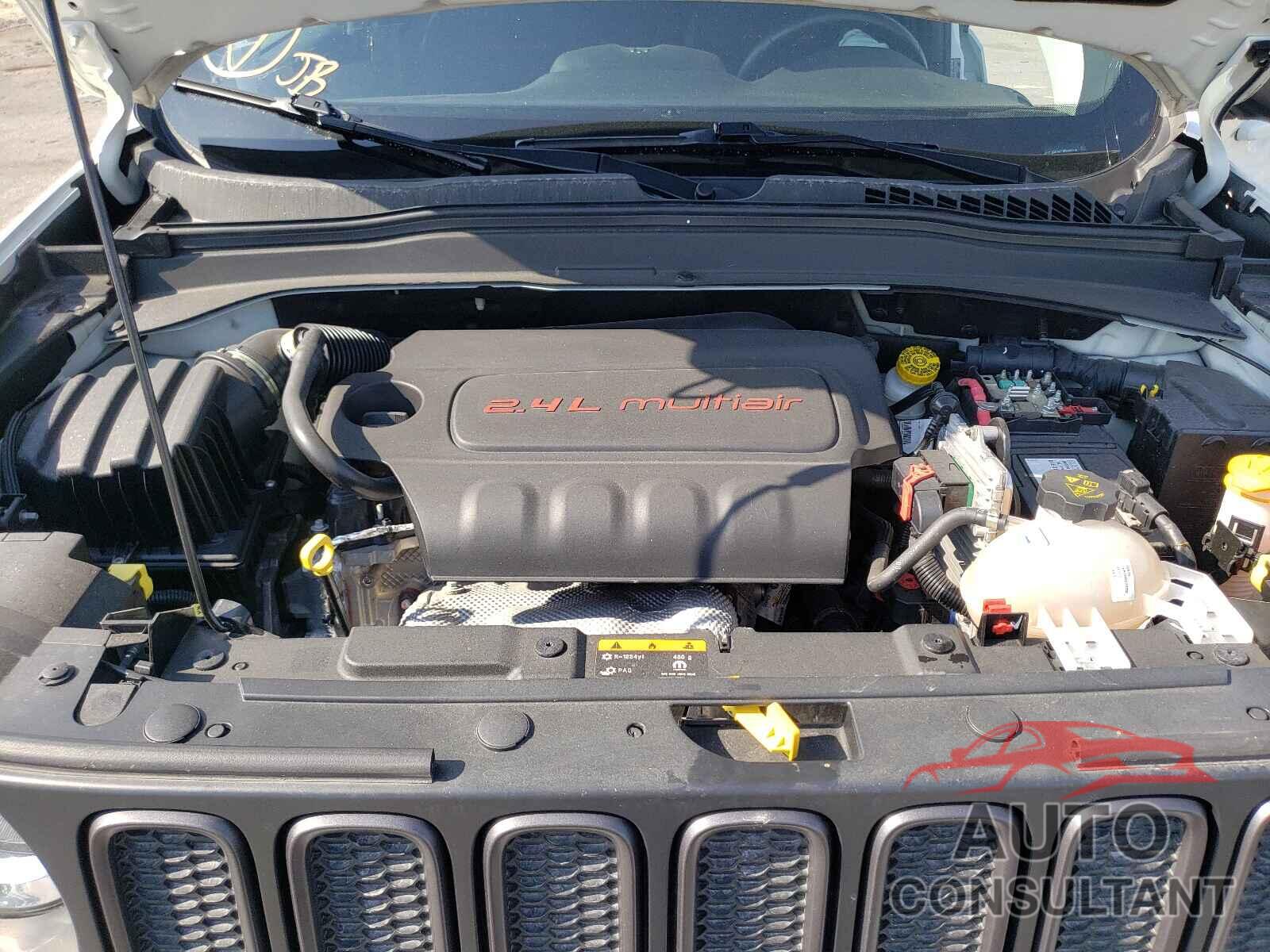 JEEP RENEGADE 2018 - ZACCJBCB7JPH06235