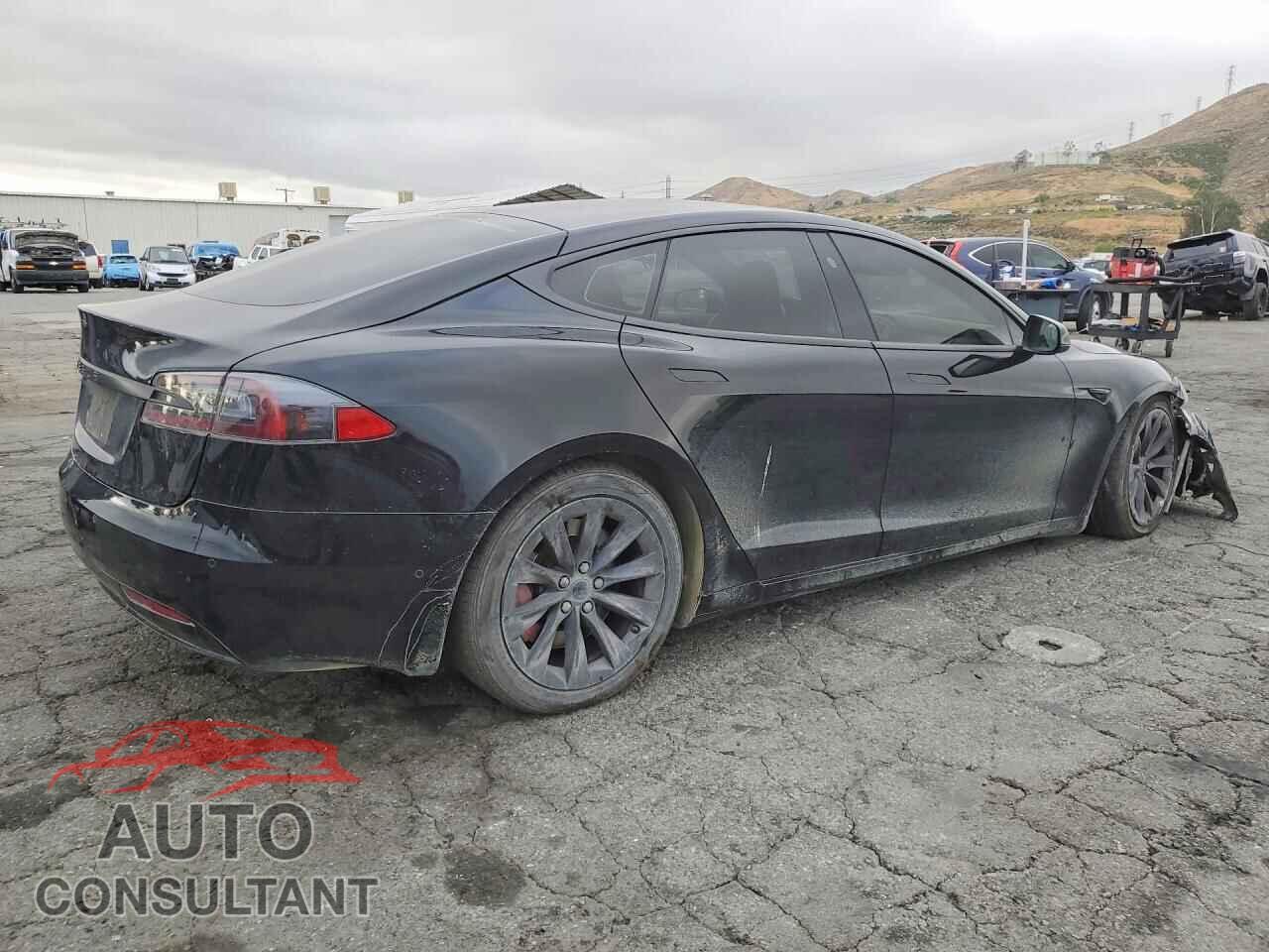 TESLA MODEL S 2017 - 5YJSA1E1XHF201169