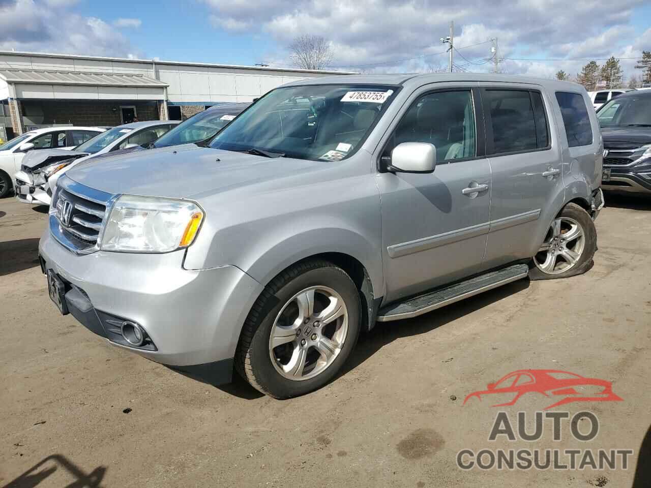 HONDA PILOT 2013 - 5FNYF4H68DB005956