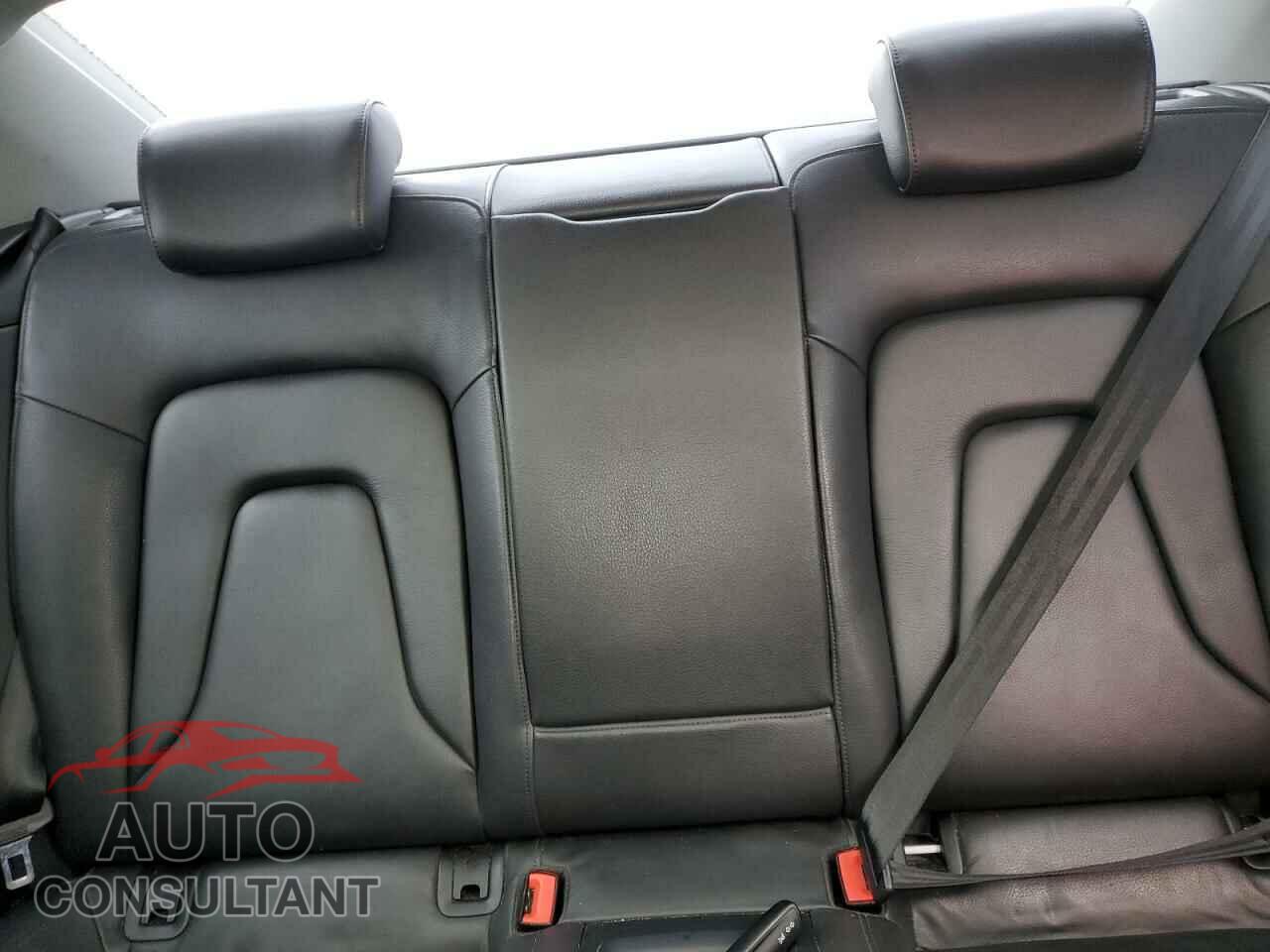 AUDI A5 2013 - WAULFAFR4DA064353