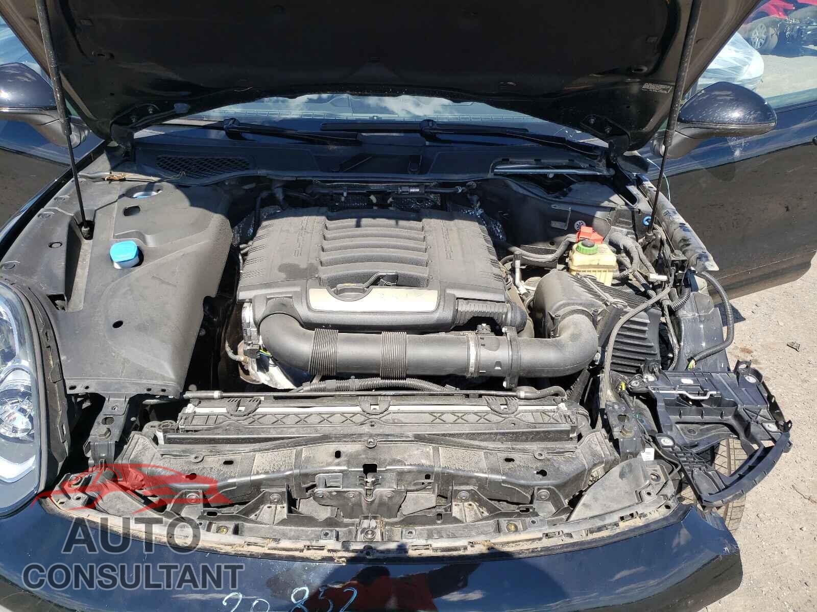 PORSCHE CAYENNE 2017 - WP1AA2A25HKA82254