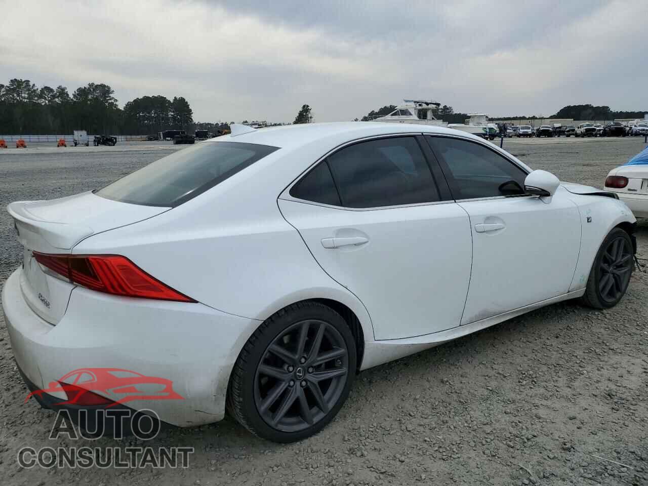 LEXUS IS 2017 - JTHBA1D23H5052355