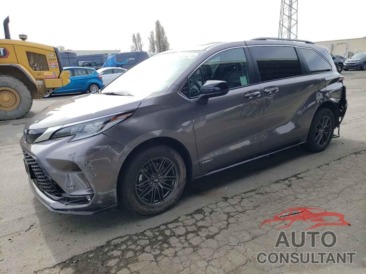 TOYOTA SIENNA 2021 - 5TDDSKFC0MS027713