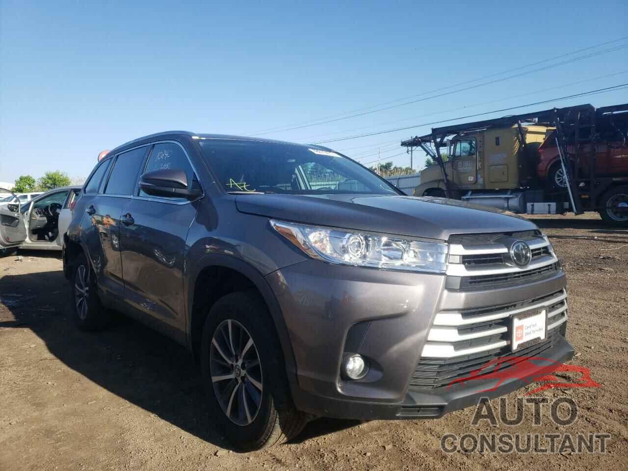 TOYOTA HIGHLANDER 2019 - 5TDJZRFH2KS622658