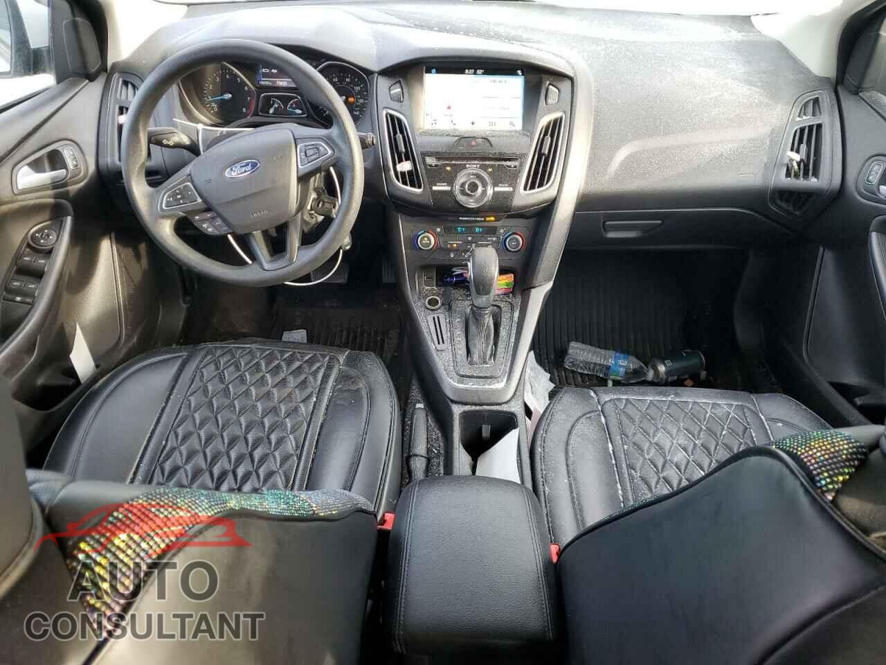 FORD FOCUS 2017 - 1FADP3M22HL318499