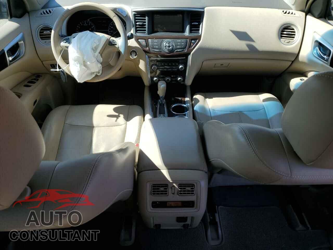 NISSAN PATHFINDER 2013 - 5N1AR2MM4DC664675