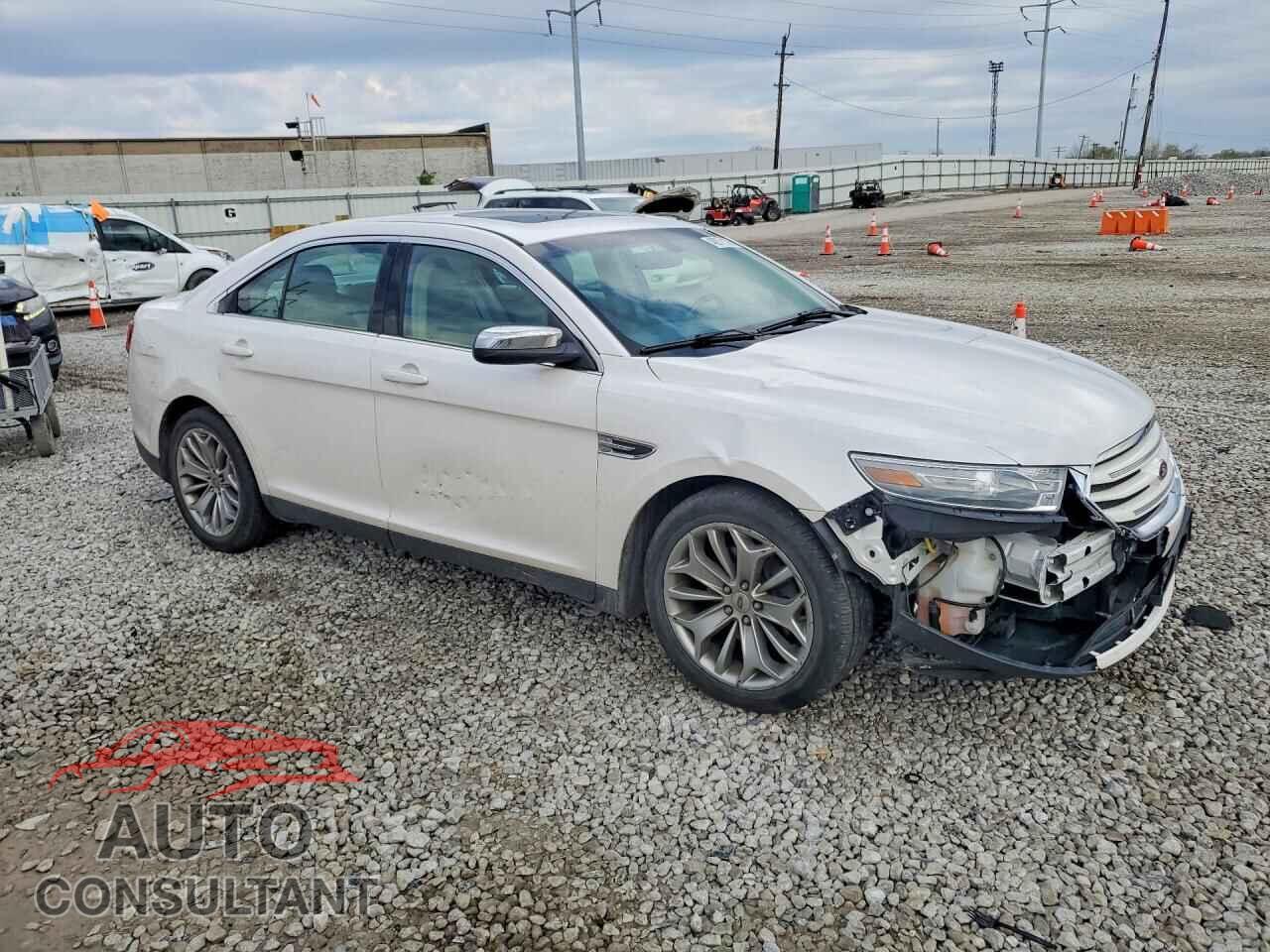 FORD TAURUS 2013 - 1FAHP2F82DG152047