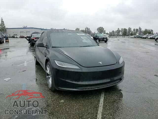 TESLA MODEL 3 2024 - 5YJ3E1EA4RF814351