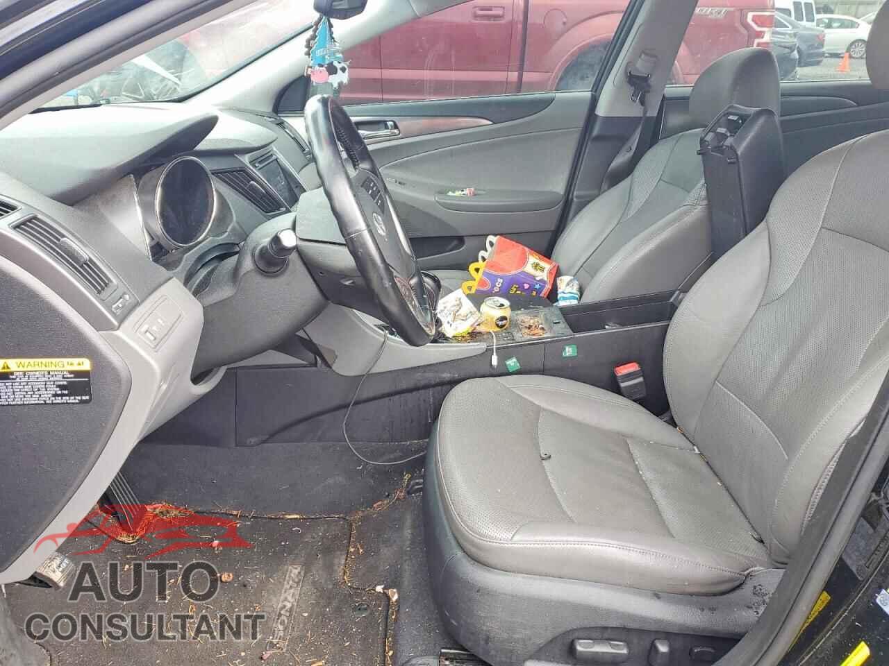 HYUNDAI SONATA 2015 - KMHEC4A42FA127529