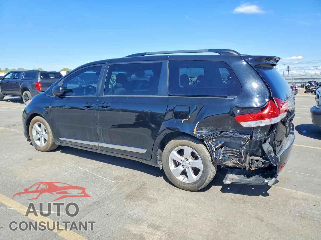 TOYOTA SIENNA 2013 - 5TDKK3DC2DS393575