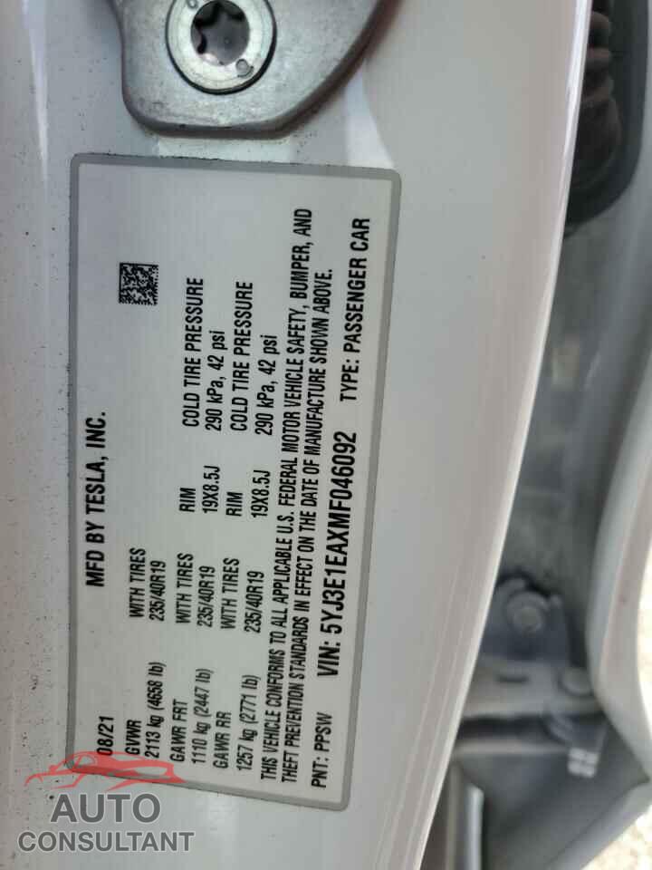 TESLA MODEL 3 2021 - 5YJ3E1EAXMF046092