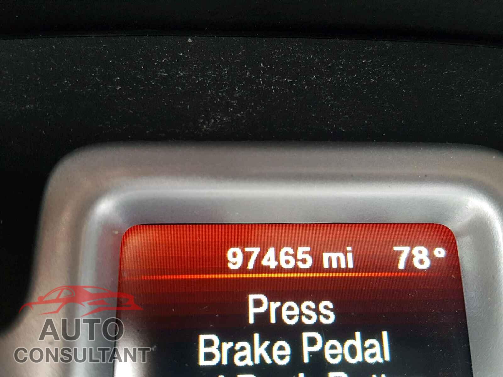 DODGE JOURNEY SE 2017 - 3C4PDCAB2HT584193