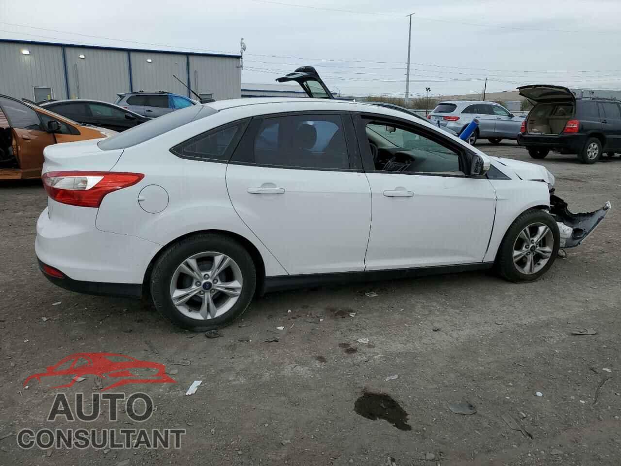 FORD FOCUS 2014 - 1FADP3F29EL441175