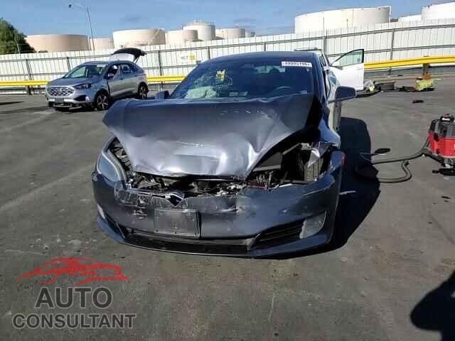 TESLA MODEL S 2017 - 5YJSA1E20HF211086