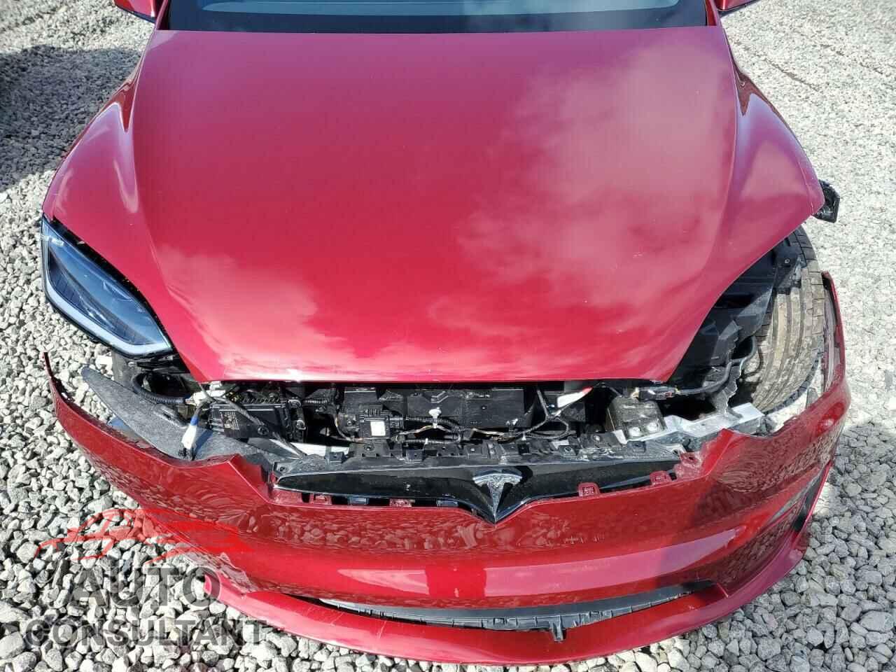 TESLA MODEL X 2024 - 7SAXCBE64RF438357
