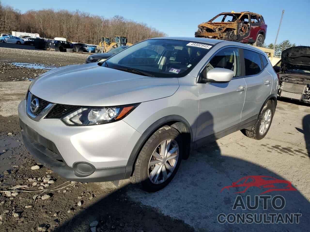 NISSAN ROGUE 2017 - JN1BJ1CP8HW022182