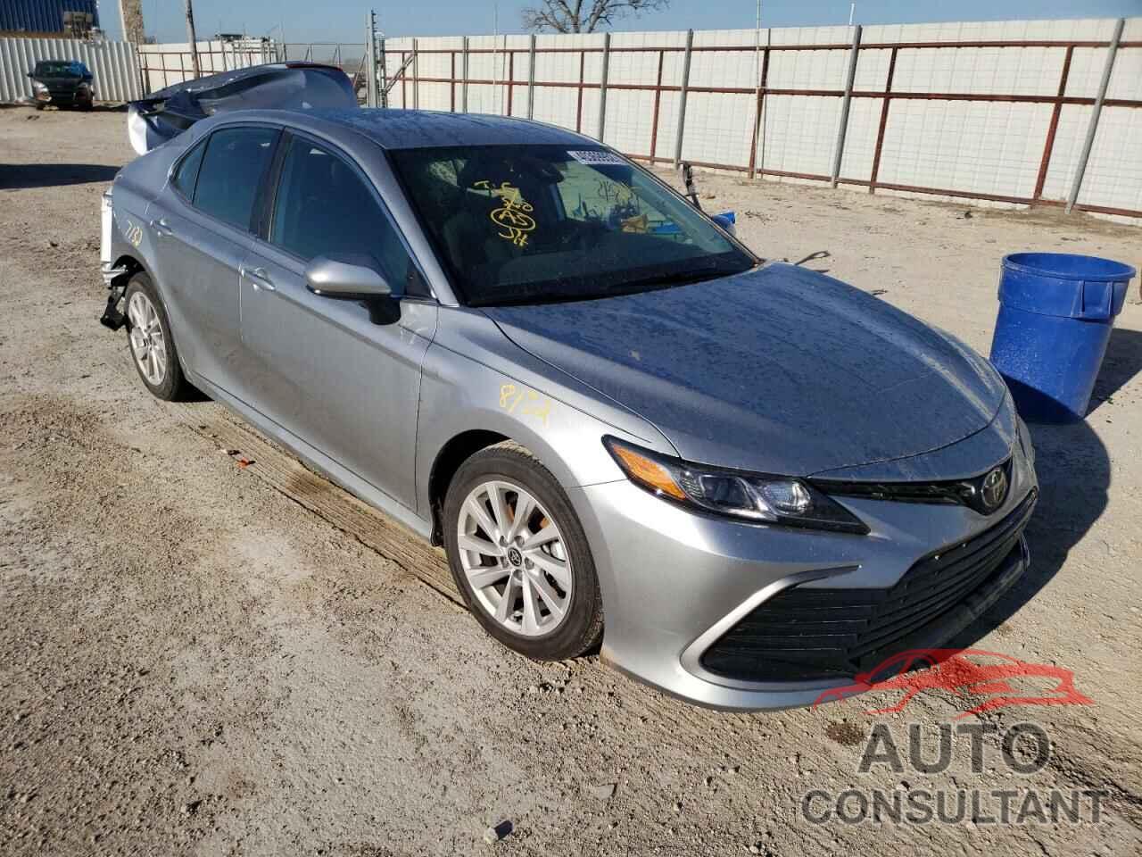 TOYOTA CAMRY 2021 - 4T1C11AKXMU597118