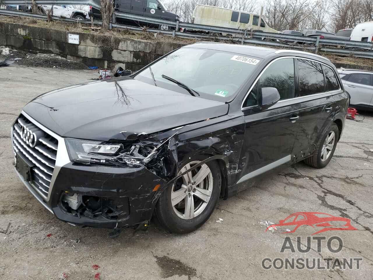 AUDI Q7 2018 - WA1LHAF71JD042357
