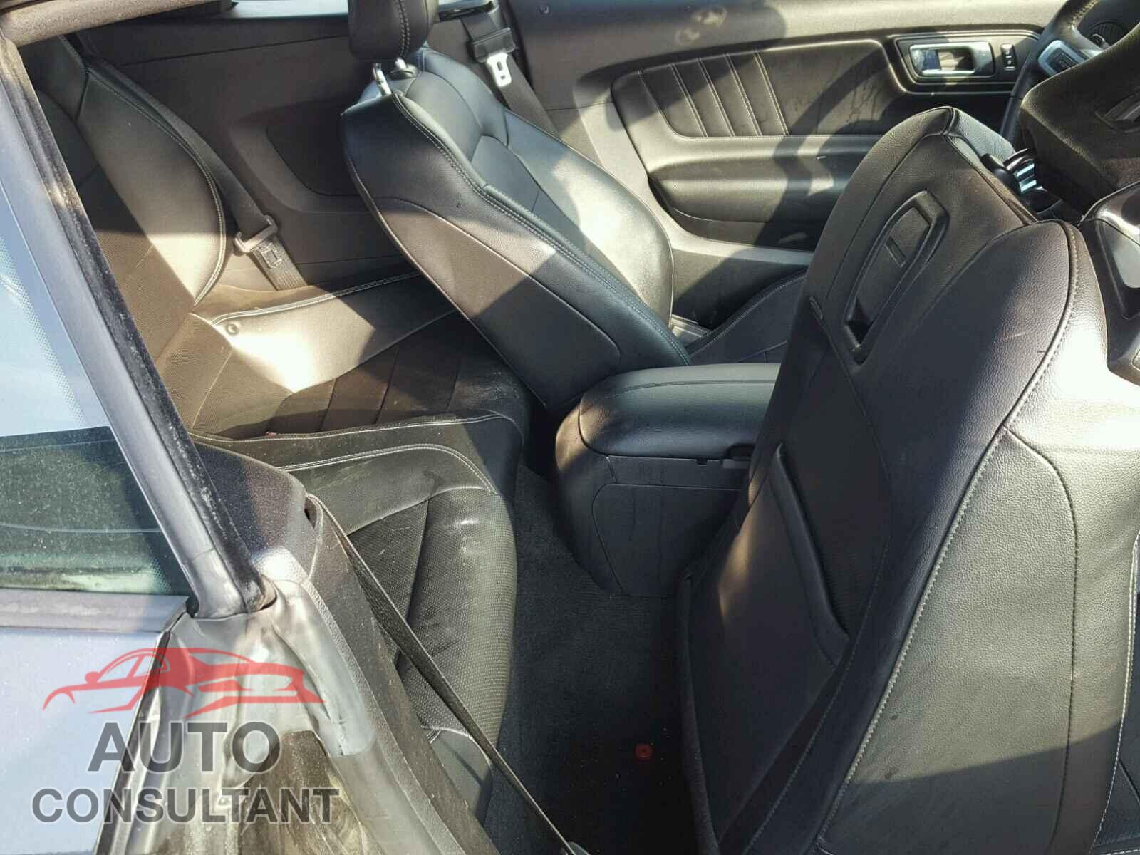 FORD MUSTANG 2017 - 1FATP8UH2H5295016