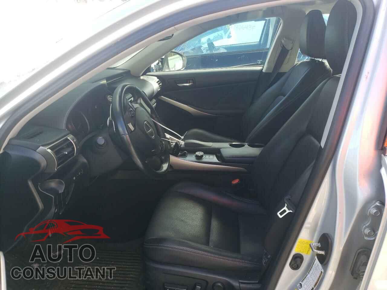 LEXUS IS 2015 - JTHCF1D28F5020990