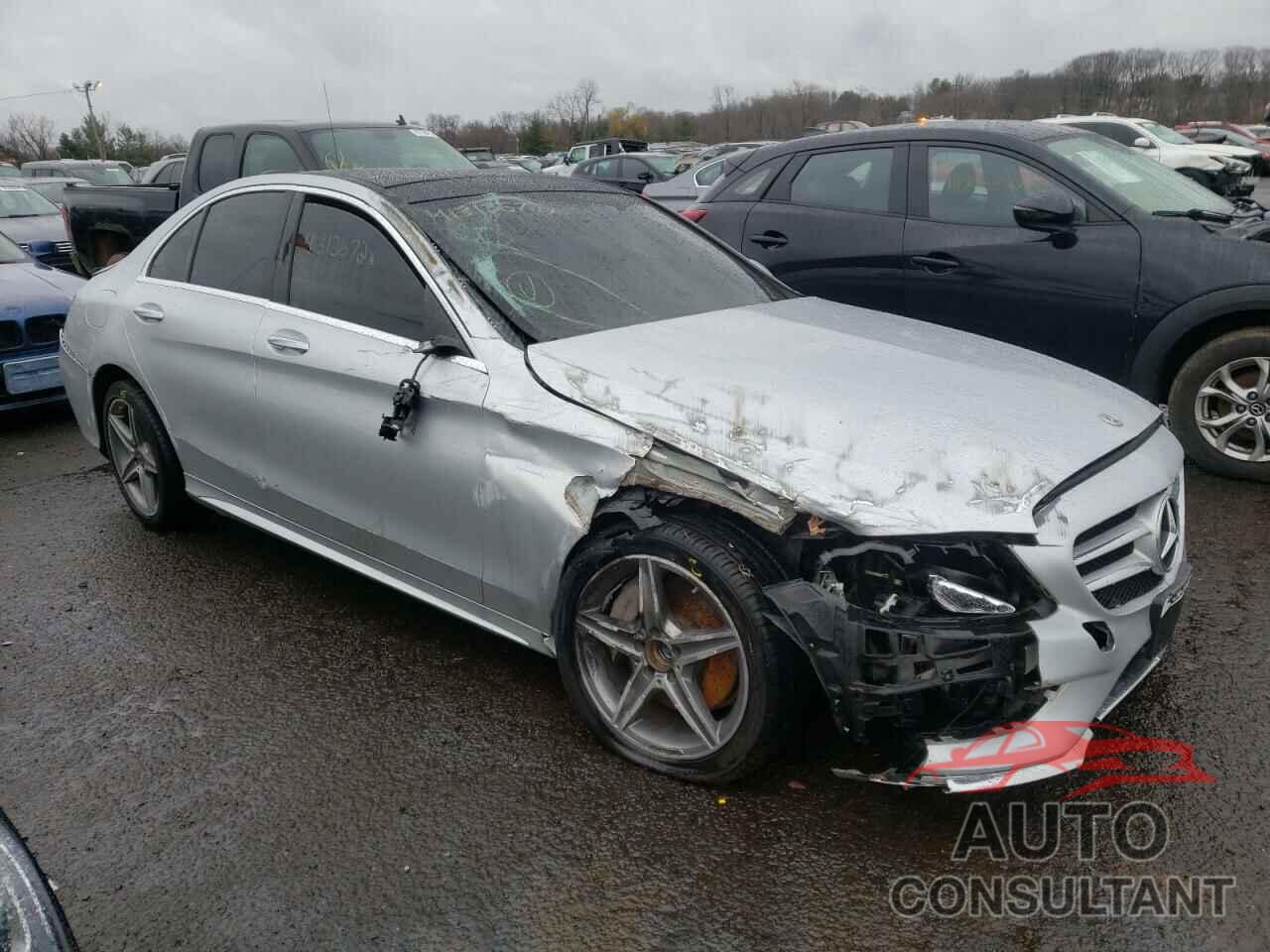 MERCEDES-BENZ C-CLASS 2018 - 55SWF4KB8JU273073