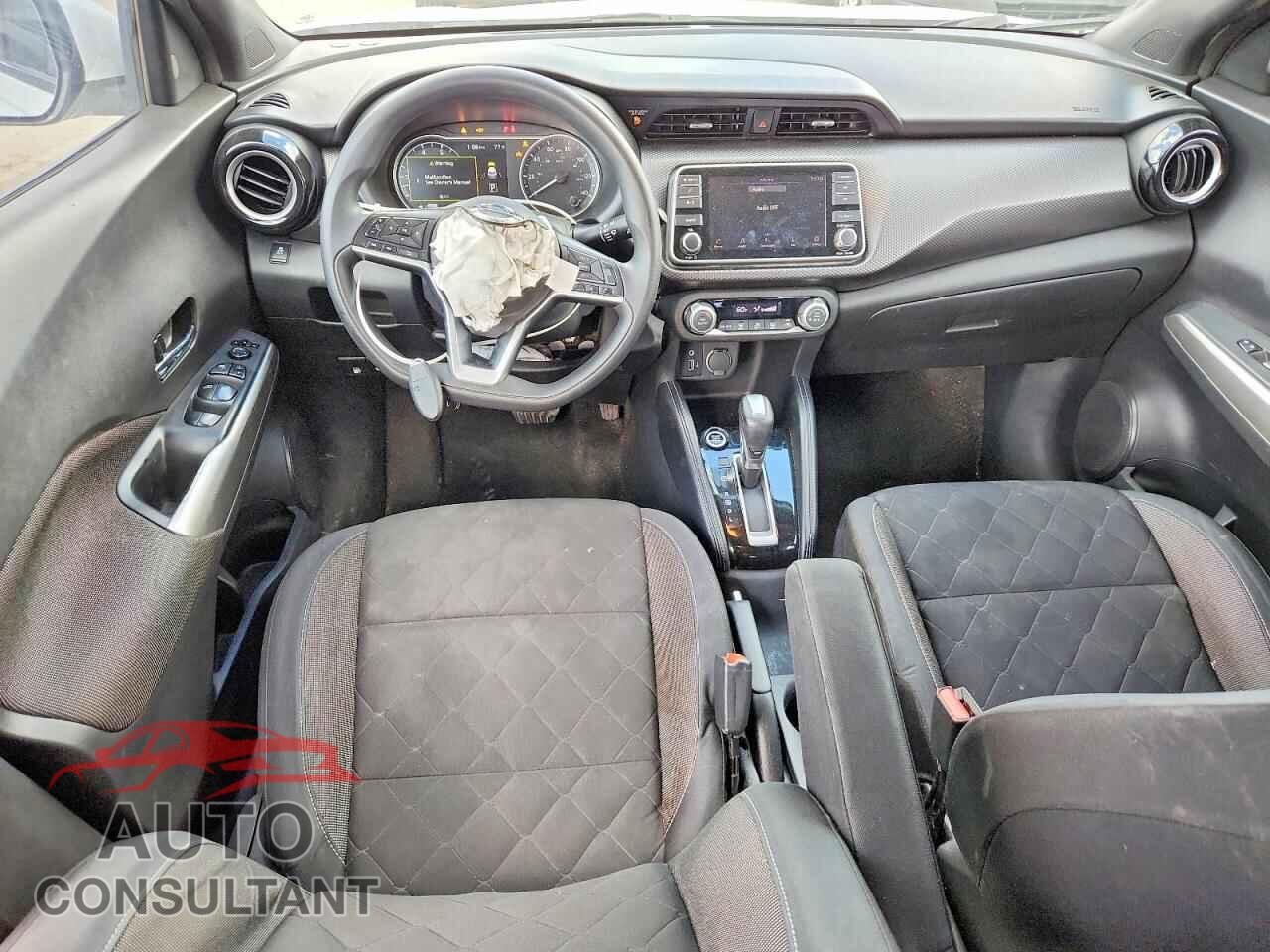 NISSAN KICKS 2019 - 3N1CP5CU3KL482055