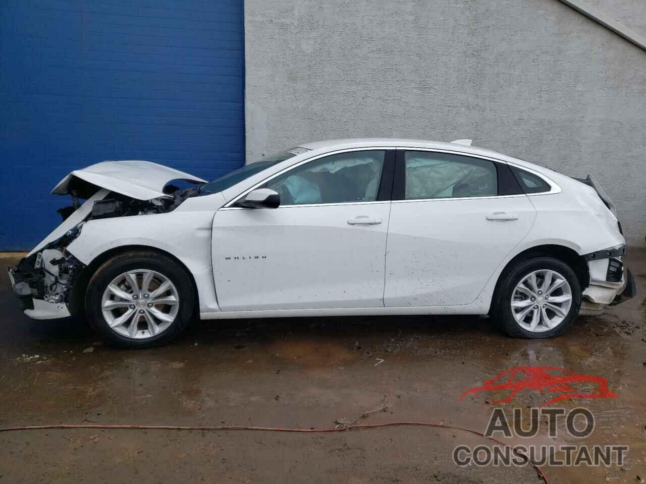 CHEVROLET MALIBU 2022 - 1G1ZD5ST2NF164797