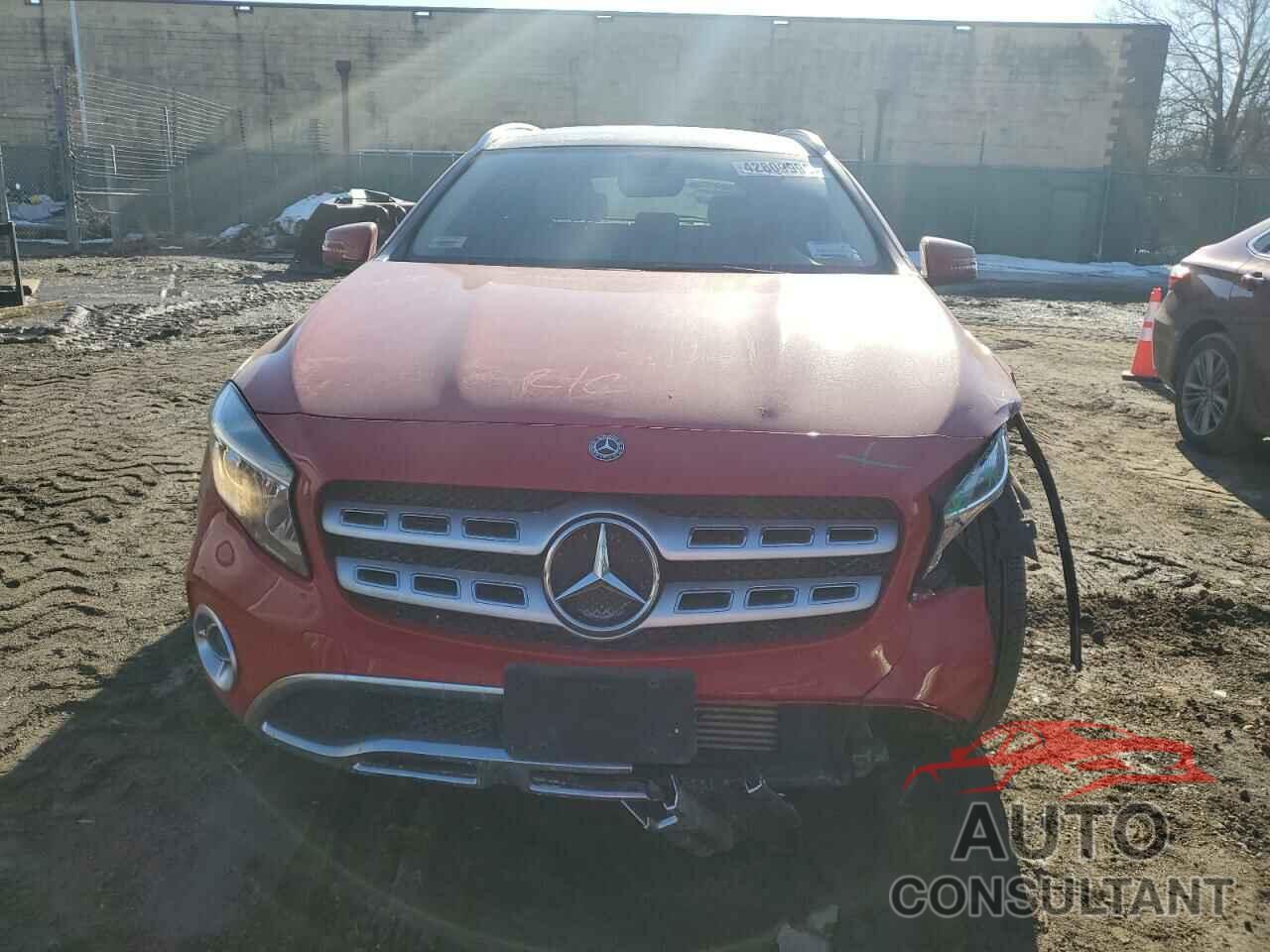MERCEDES-BENZ GLA-CLASS 2018 - WDCTG4GB5JJ531157