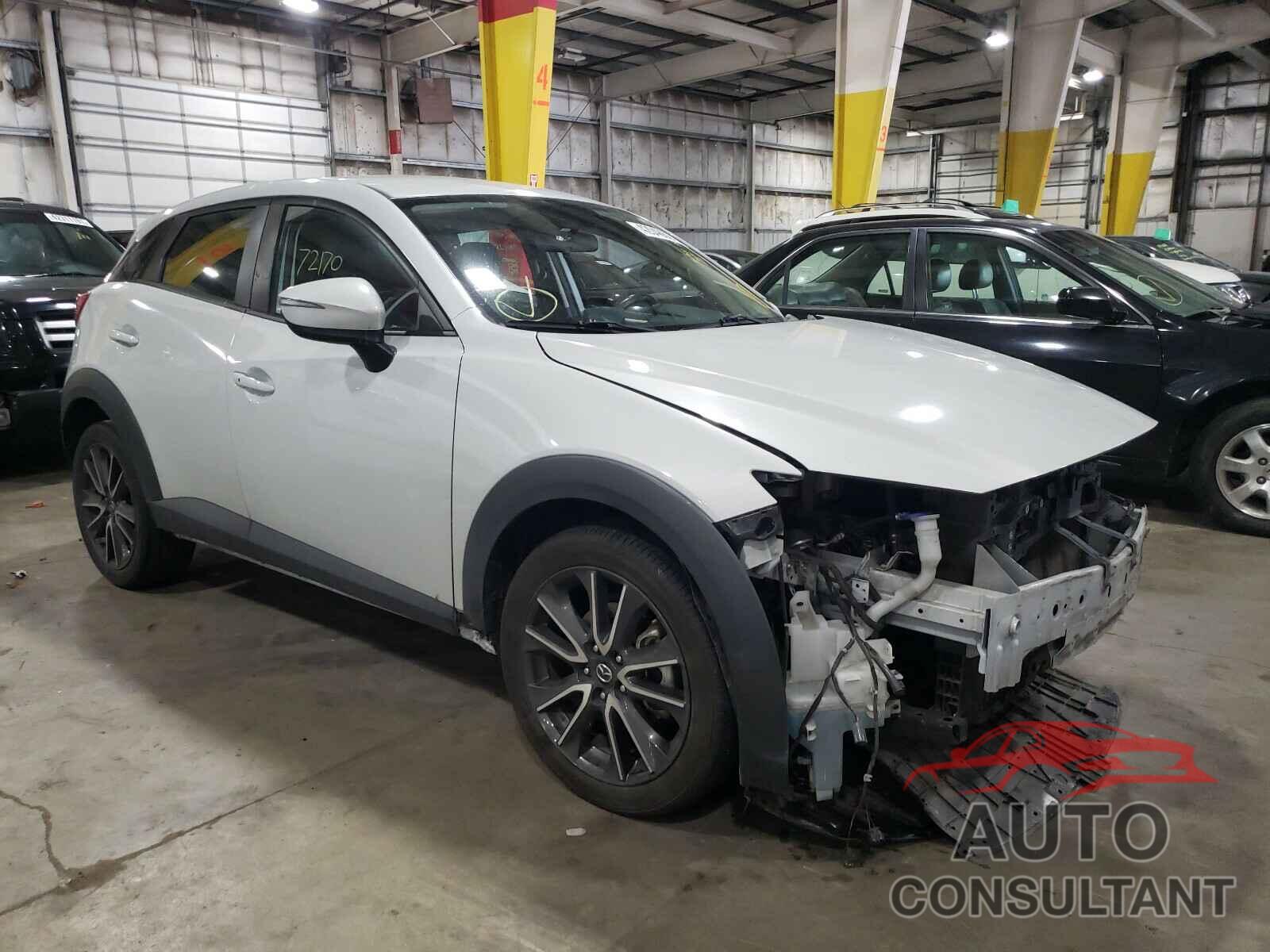 MAZDA CX-3 2017 - JM1DKFC77H0159942