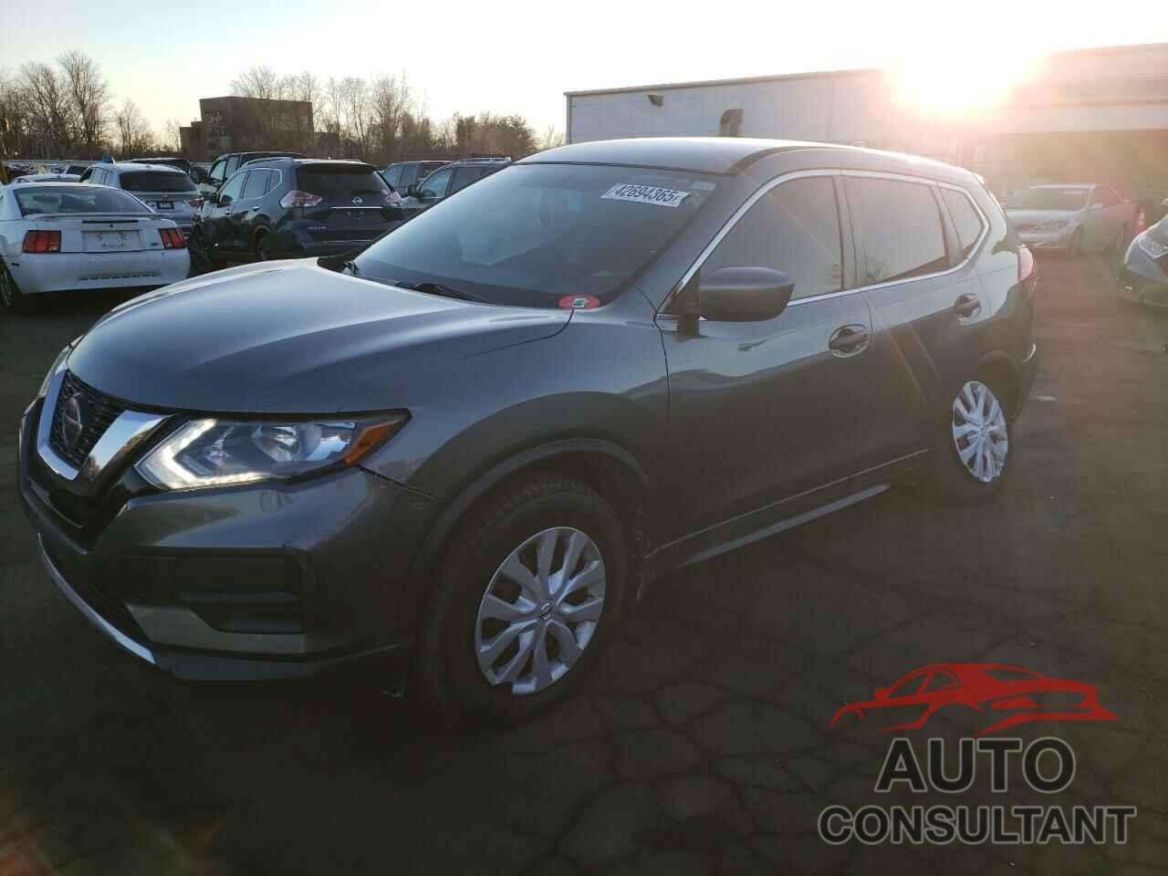 NISSAN ROGUE 2018 - 5N1AT2MT1JC728210